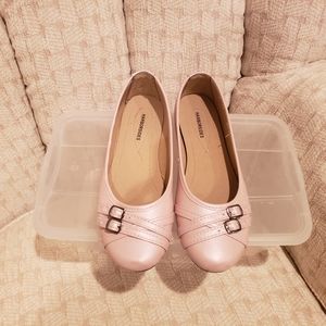 New Women's Harborsides Pink Flats Size 8.5